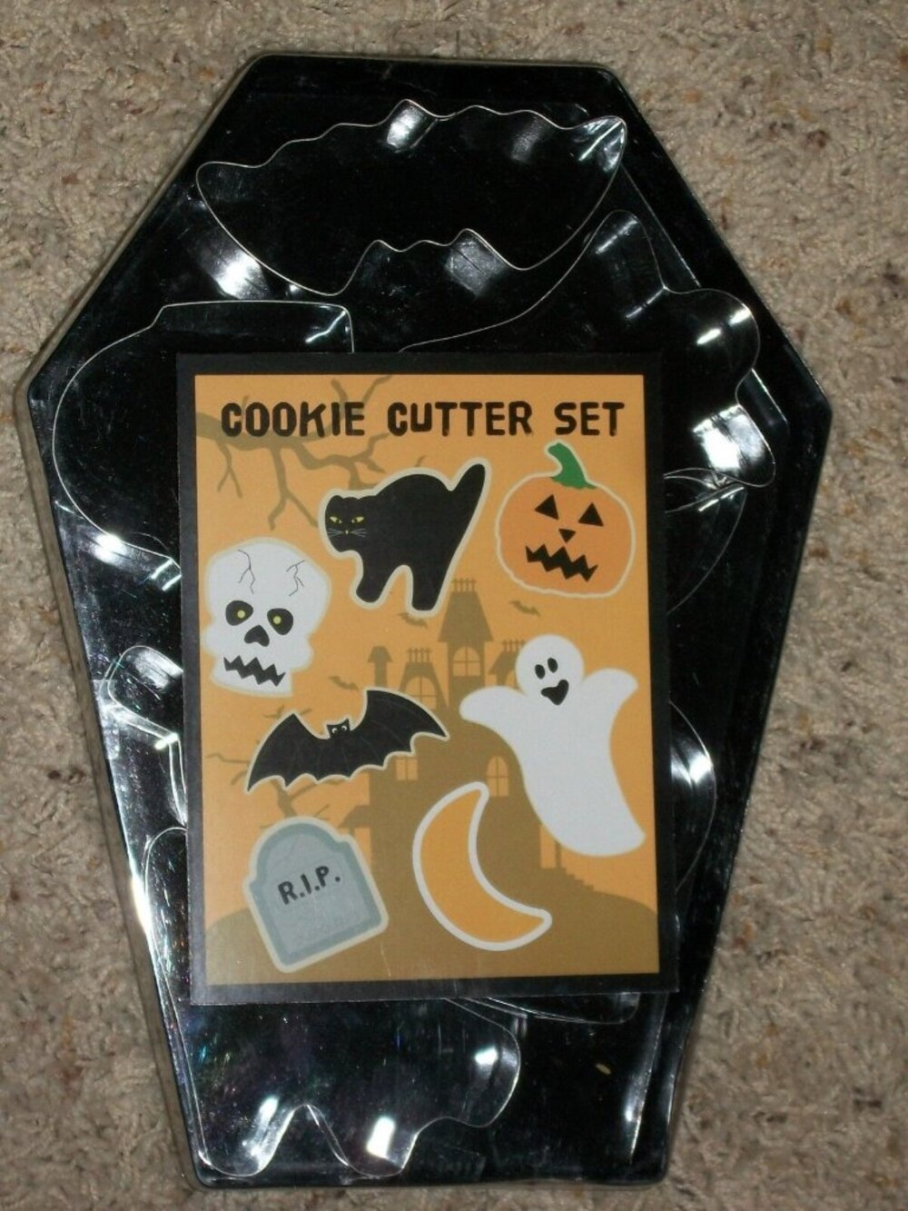 Halloween Cookie Cutters Metal Ghost Moon Pumpkin Cat Bat Tombstone Skull Set 7
